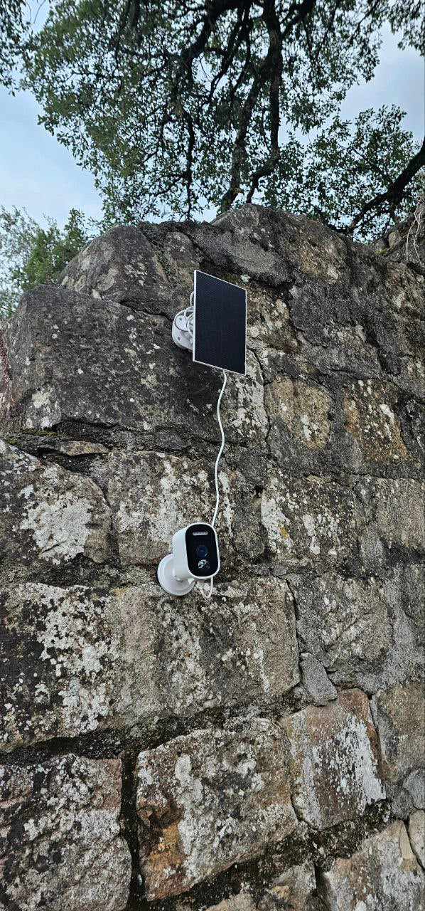 كاميرا 4G بالطاقة الشمسية تمشي بلا ويفي بلا تريستي 🔌